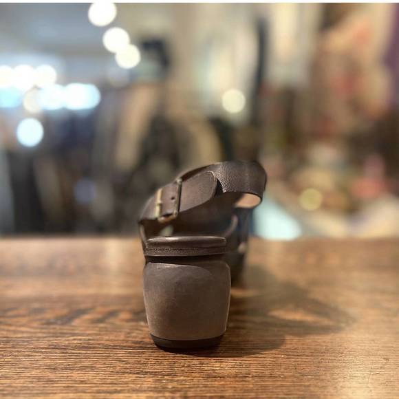 NEW SHOTO t strap in ecru - Picture 2 of 4